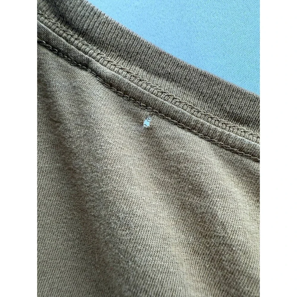 GUESS Embroidered Tee T-Shirt Mens Medium‎ Brown USA Flag Patriotic Short Sleeve - Picture 8 of 9